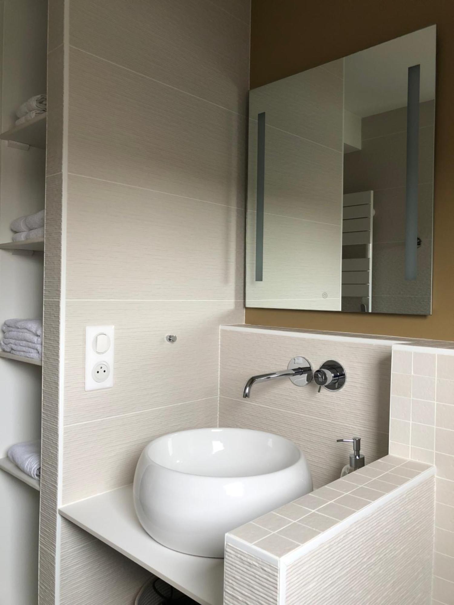 Face A La Mer, Bel Appartement Saint-Nazaire  Eksteriør billede