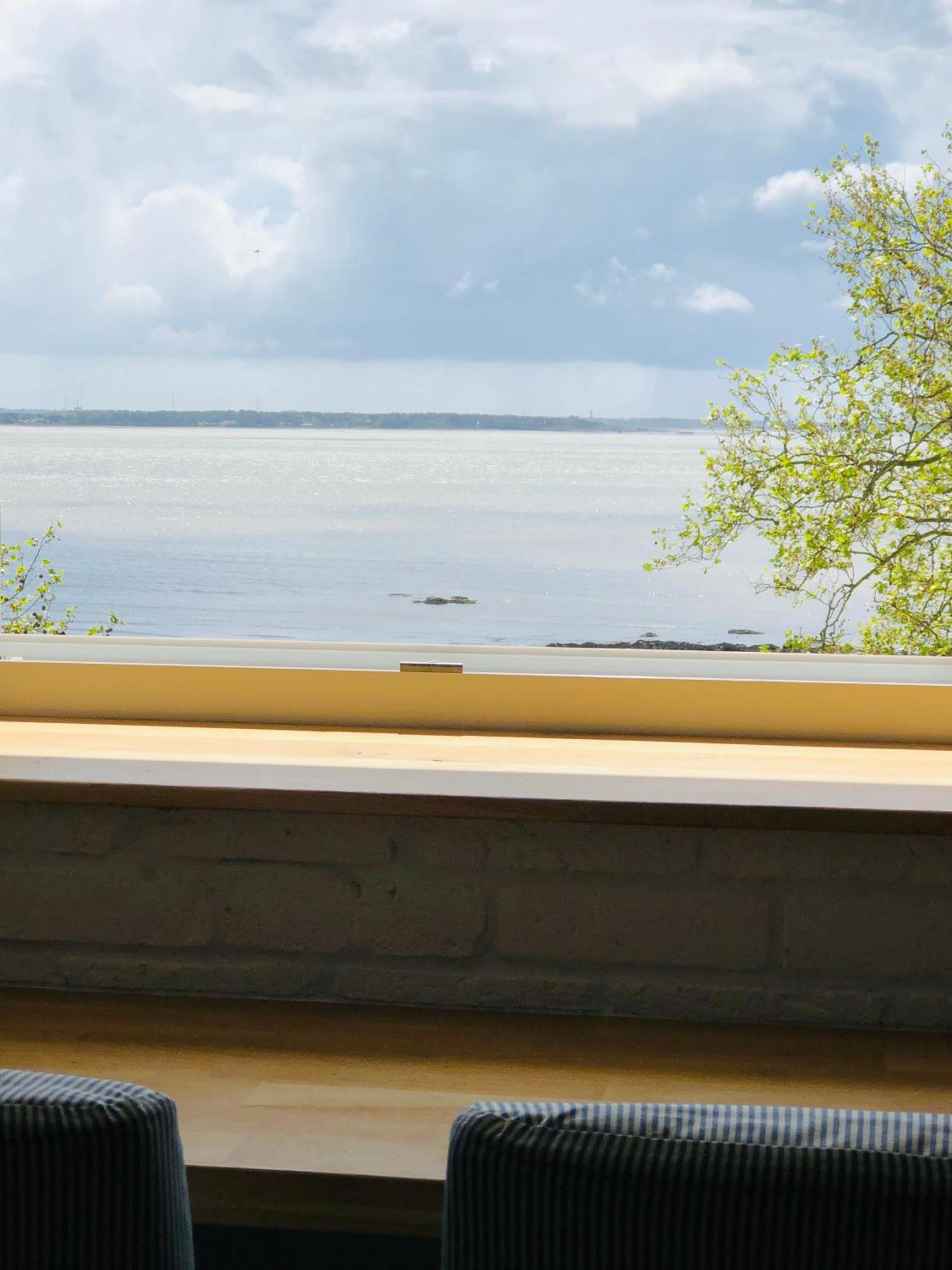 Face A La Mer, Bel Appartement Saint-Nazaire  Eksteriør billede